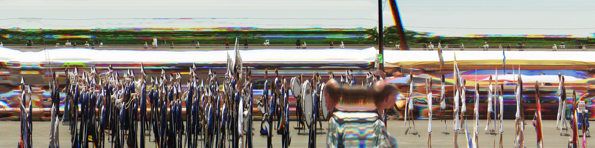 parade people distorted distortion pan epan slitscan people band marching sousaphone bass drum white black green blue red yellow orange crowd bald walking x time dimensional exchange
